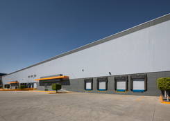 
                                	        QRO011: Entrance and dock doors
                                    