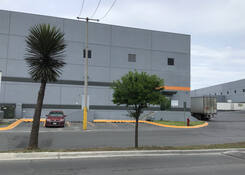 
                                	        MTY034: Façade
                                    