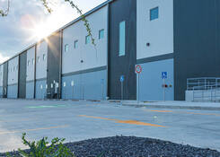 
                                	        MTY043: Exterior MTY043
                                    