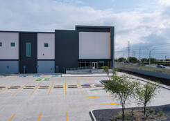 
                                	        MTY043: Exterior MTY043
                                    