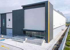 
                                	        MTY043: Façade MTY043
                                    