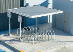 
                                	        MTY044: MTY044 designated bicycle parking area with showers
                                    