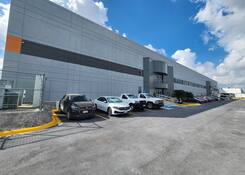 
                                	        REY014: REY014 FRONT
                                    