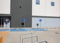 
                                	        GDL008: GDL008 bike rack
                                    