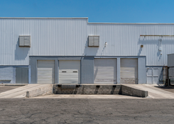 
                                	        MXL004: MXL004 dock doors and ramps
                                    