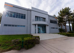 
                                	        SLP003: SLP003 main façade
                                    