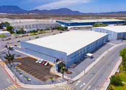 
                                	        SAL001: SAL001 Aerial view
                                    