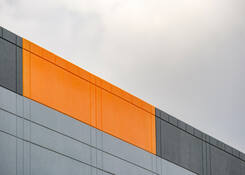 
                                	        REY029: REY027 Exterior detail
                                    