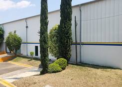 
                                	        PUE015: PUE015 Exterior
                                    