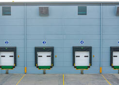 
                                	        MTY030: MTY030 Exterior. Dock doors
                                    